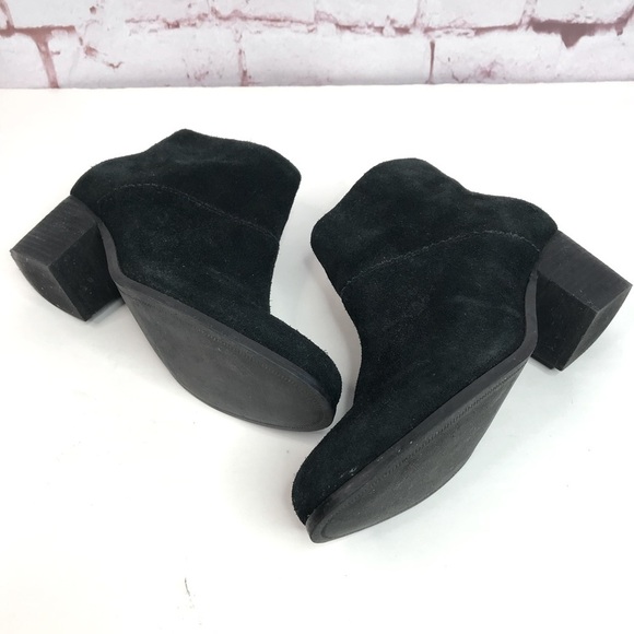 TOMS Black Suede Stacked Block Heel Size 10 Ankle Boots Booties - Picture 2 of 16